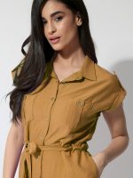 Γυναικείο Φόρεμα Με Γιακά Και Ζώνη 933083 Καμηλό