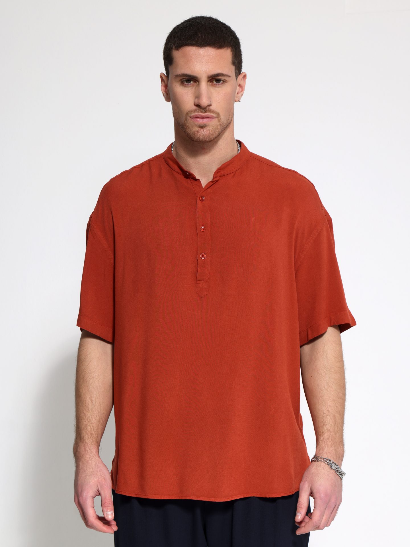 1X9A4082 Κοντομάνικη Πουκαμίσα Με Μάο Γιακά Bahamas 33-7432 Κεραμιδί - Image 1