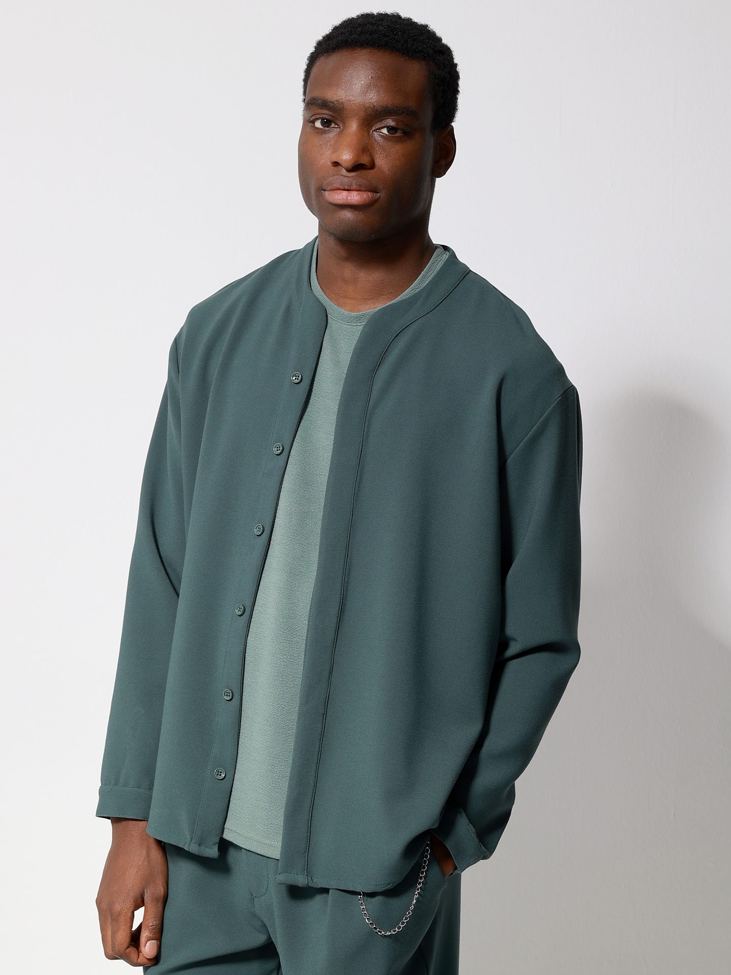 250-971_green___z2939 Ανδρικό Πουκάμισο με Ιδιαίτερο Γιακά FRANCO 250-971 Πράσινο - Image 1